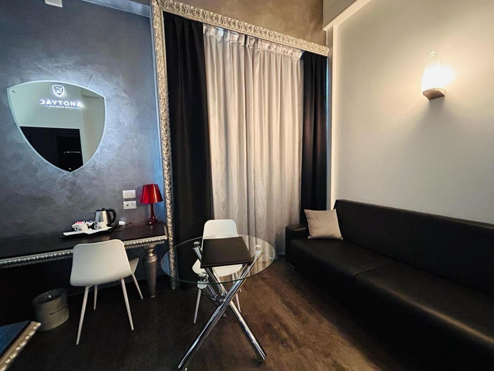 Daytona Business Hotel Collecchio Extérieur photo