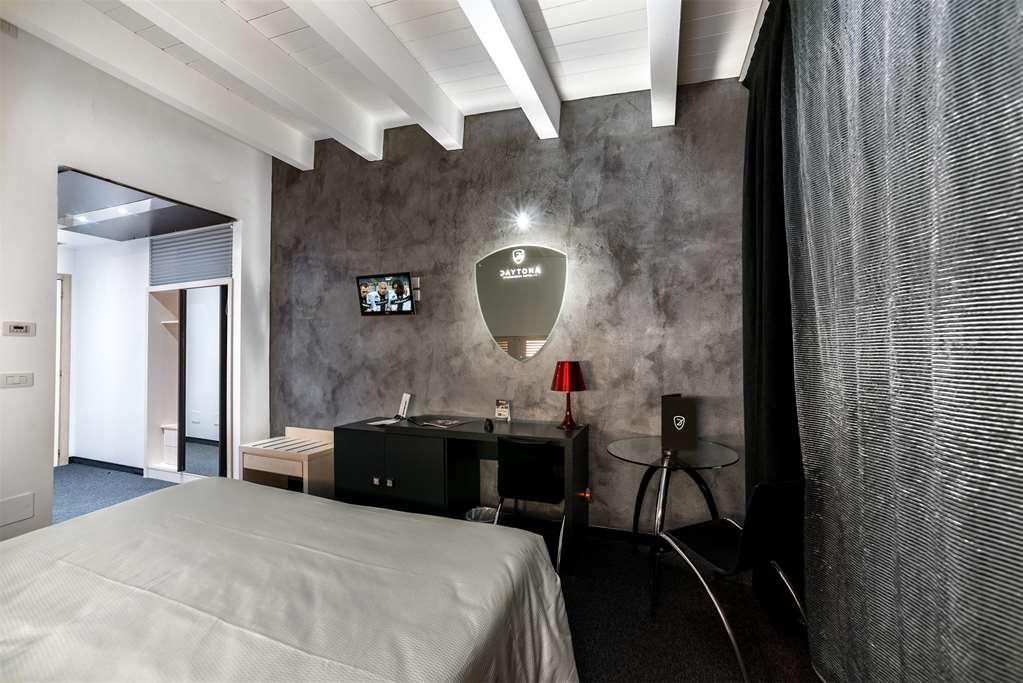 Daytona Business Hotel Collecchio Chambre photo